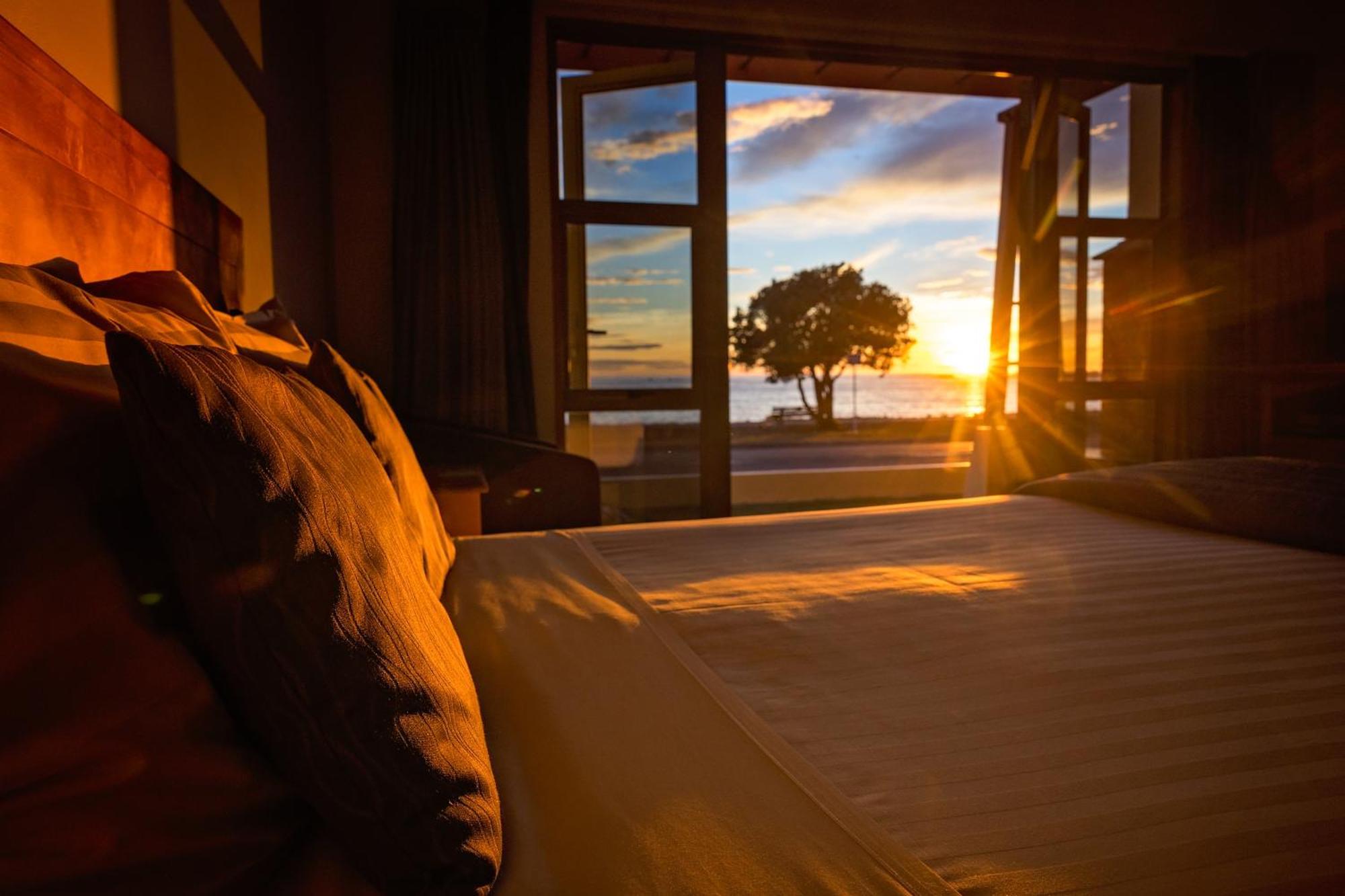 The Anchor Inn Beachfront Motel Kaikoura Exterior photo