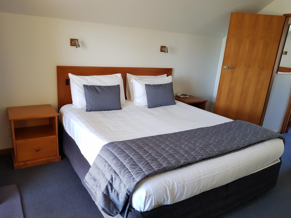 The Anchor Inn Beachfront Motel Kaikoura Exterior photo