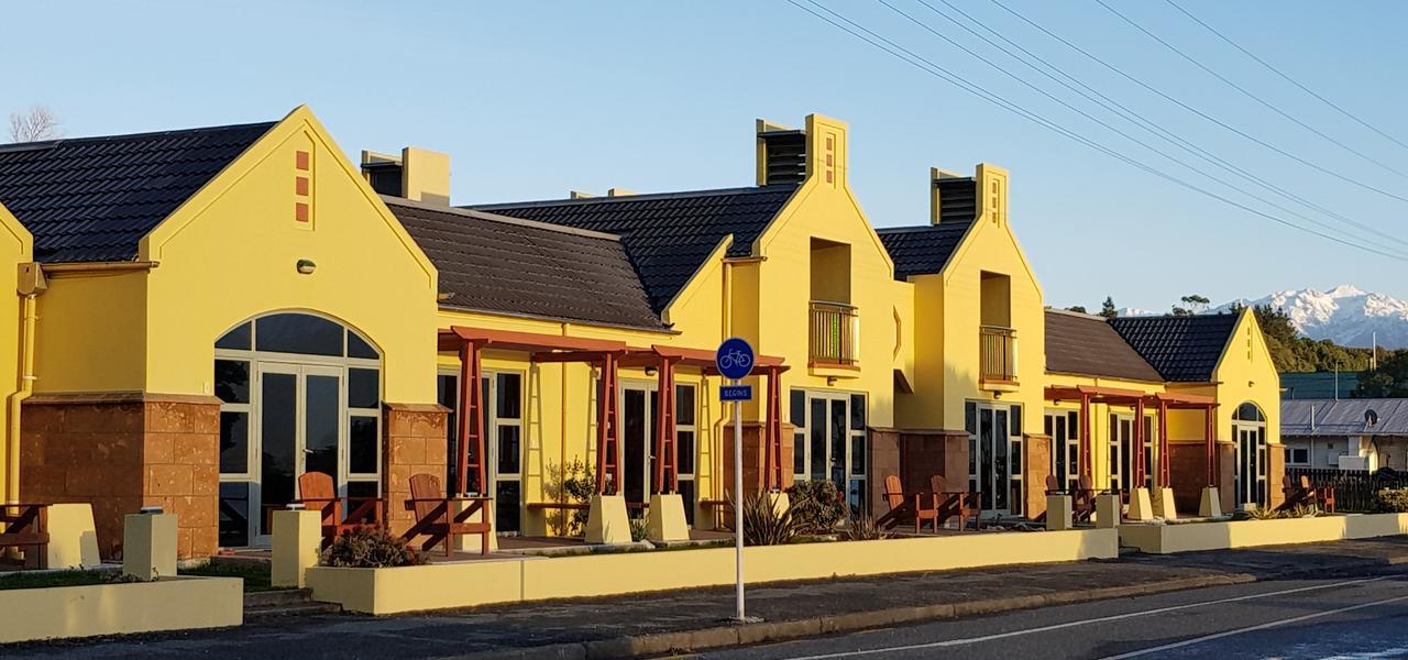 The Anchor Inn Beachfront Motel Kaikoura Exterior photo